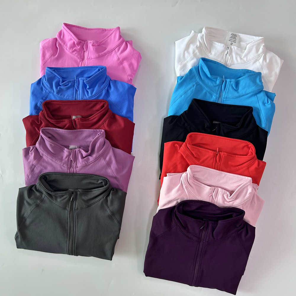 Chaqueta de yoga sin logo con  - Yoga Of Fitness reseña y precio